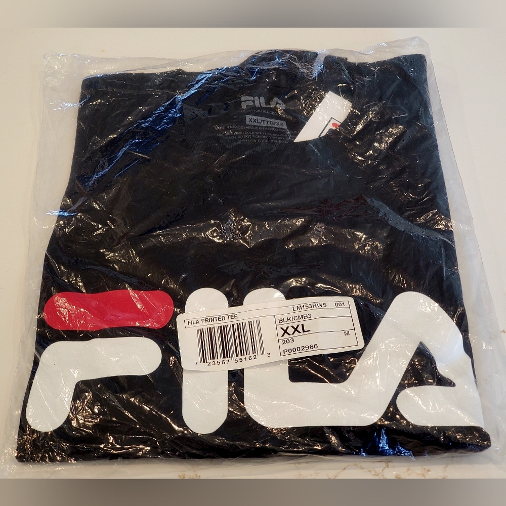 🆕️ Brand NEW Black FILA T-Shirt - Picture 4 of 7